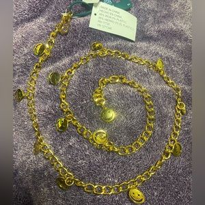 Women’s Smiley Gold Chain Belt